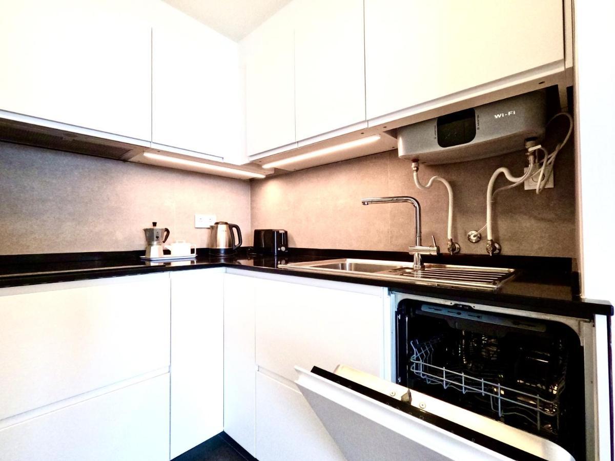 Peaceful & Panoramic Views Apartment,