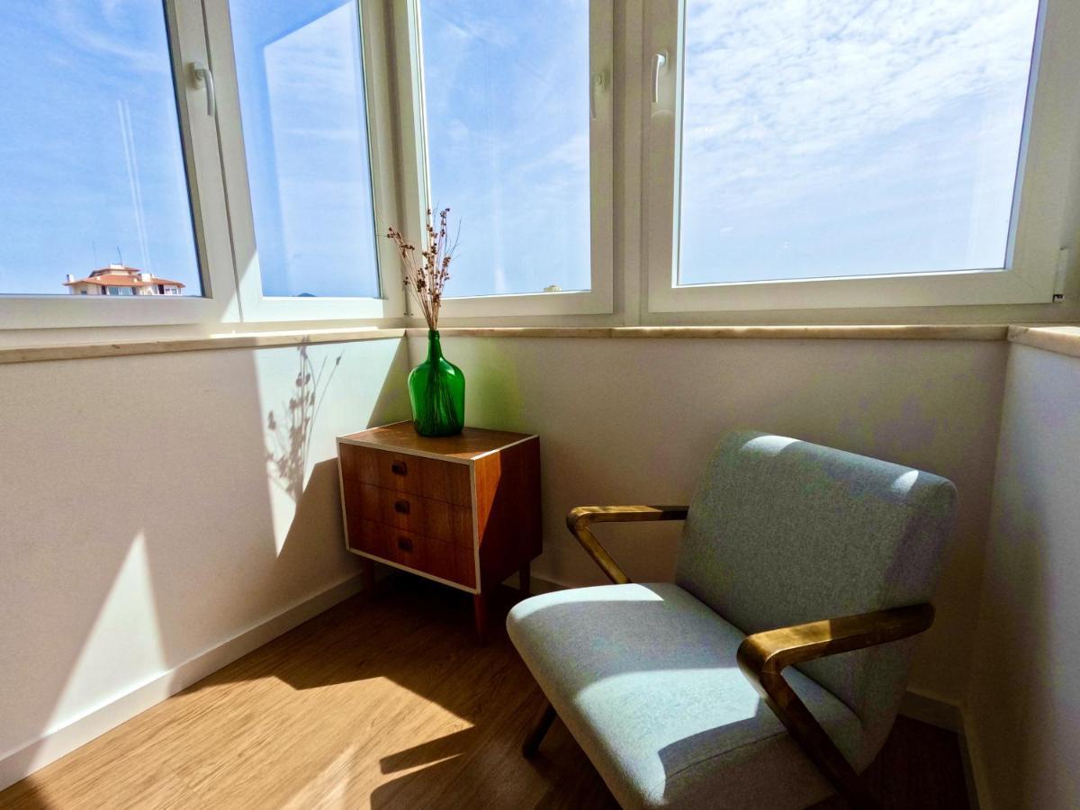 Peaceful & Panoramic Views Apartment, * Cascais