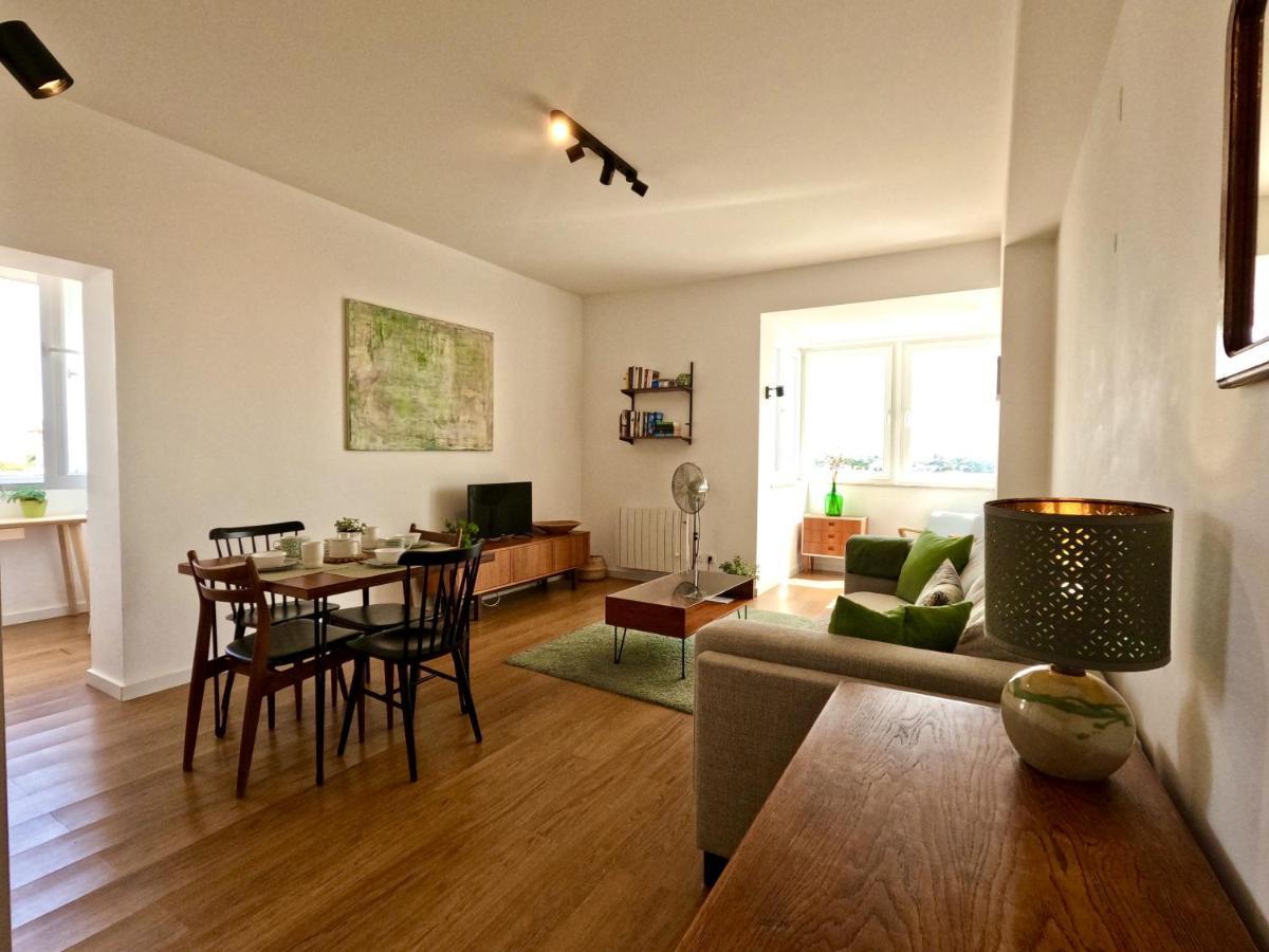 Peaceful & Panoramic Views Apartment, * Cascais