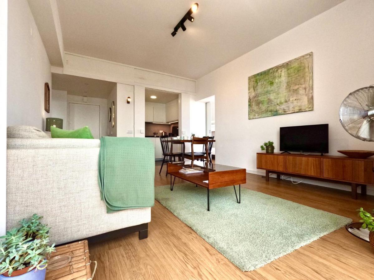 Peaceful & Panoramic Views Apartment,
